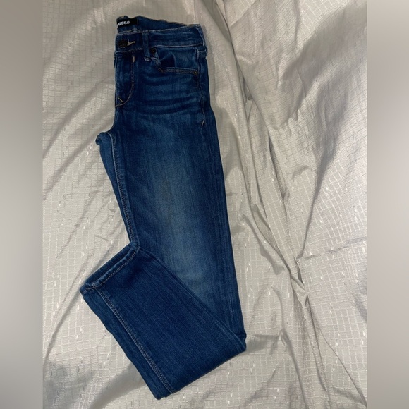 EUC Express Women’s Mid-Rise Blue Denim Jeggings - Picture 4 of 12
